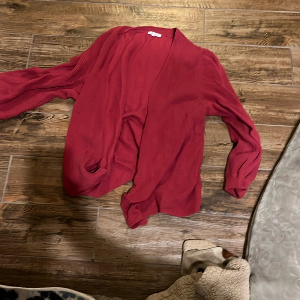 Red/pink sweater